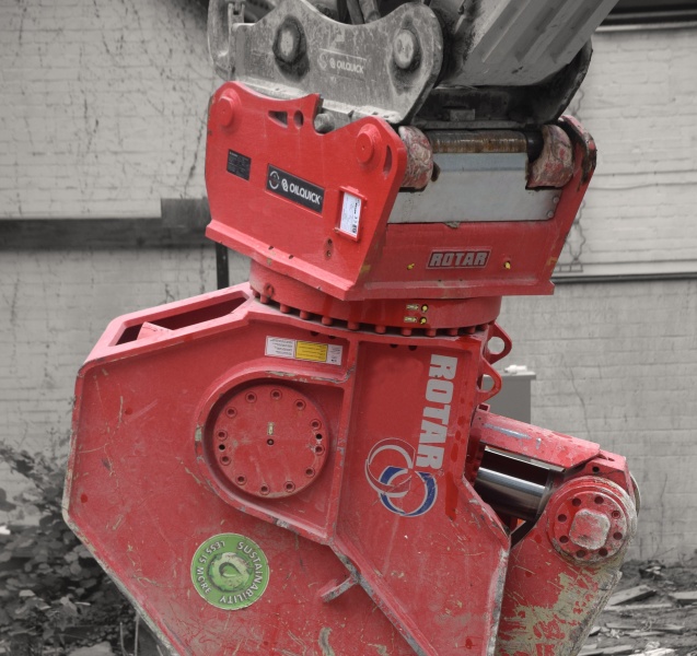 Professional Demolition International Rotar ‘ROQ’ fully integrated hydraulic adapter now