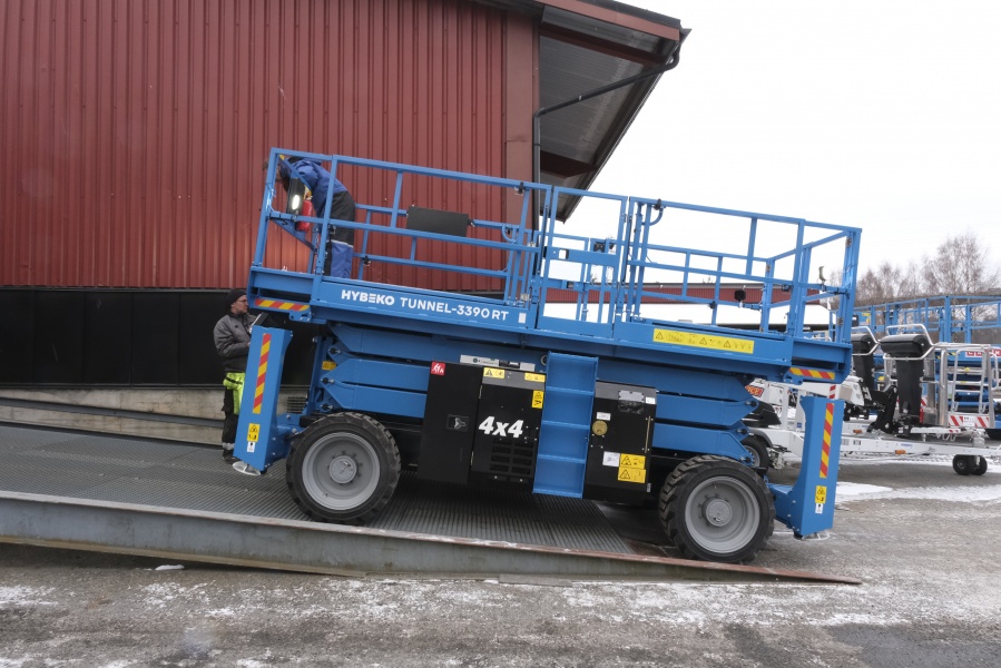 Professional Demolition International - Liftar för specialapplikationer ...